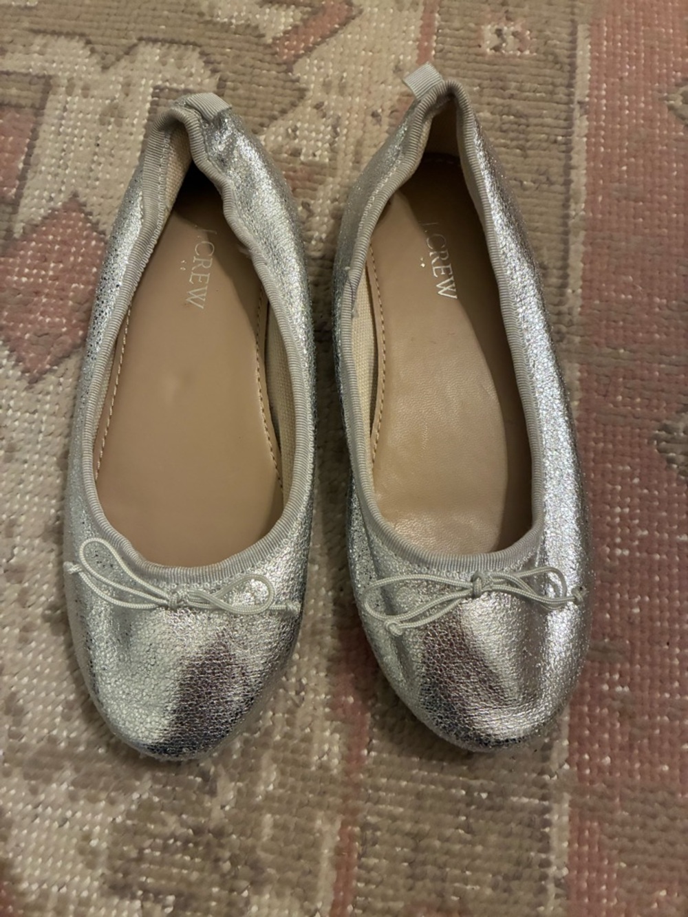 J. Crew Factory Crewcuts Girls Size 1 Silver Metallic Ballet Flats with Bow